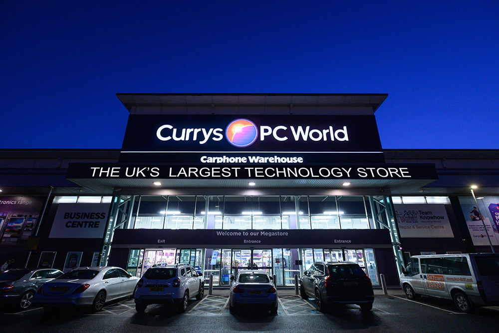 Currys PC World J9 Store